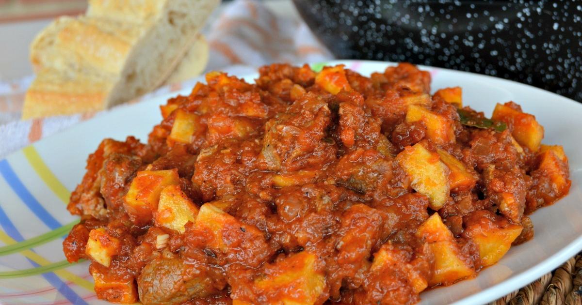 Magro con tomate. receta tradicional. | Recetas Fáciles Reunidas