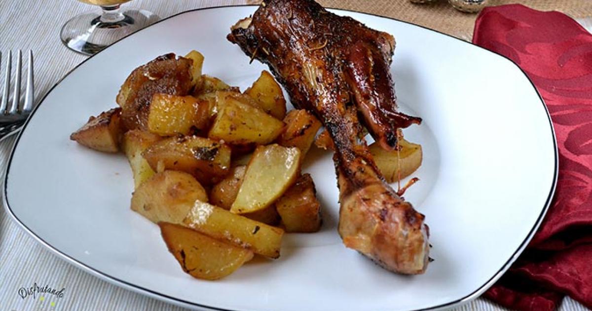 Pierna de cordero al horno con patatas | Recetas Fáciles Reunidas