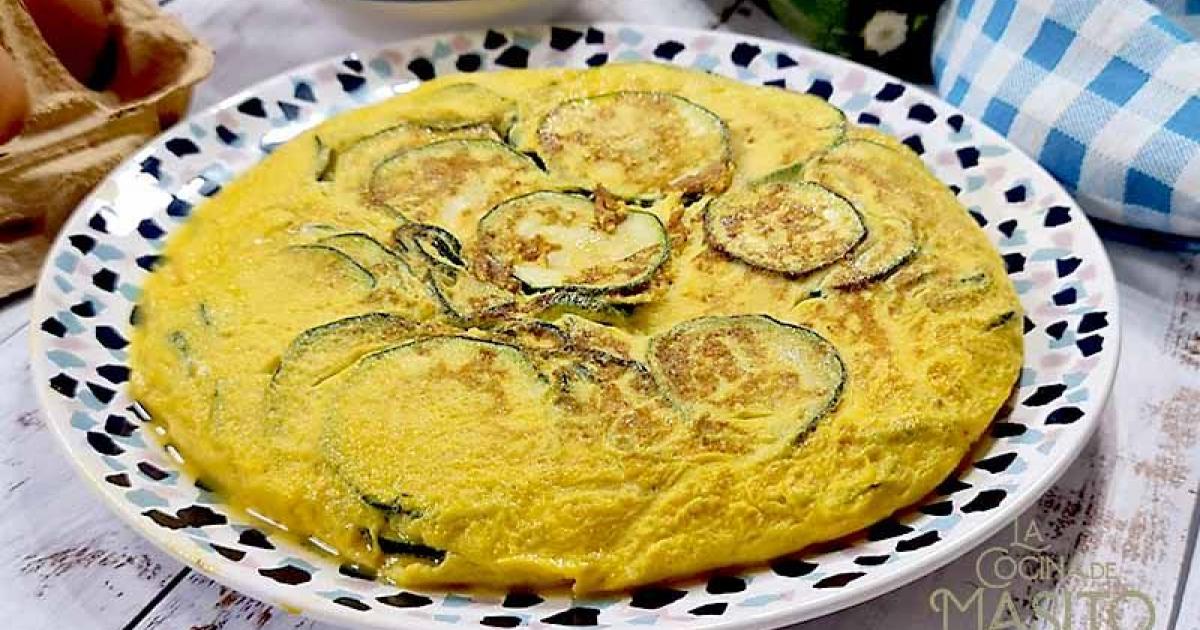 Tortilla de calabacín fácil y sabrosa | Recetas Fáciles Reunidas